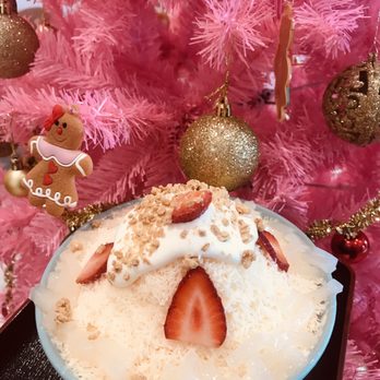 Sweetland Cake & Tea - Passion Fruit Bingsu - Patisserie/Cake Shop Near Me - Winter Garden, Florida