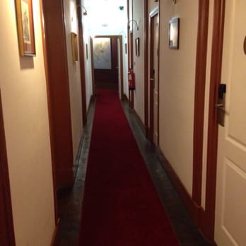 Home Lisbon Hostel - Bed & Breakfast Near Me - Lisbon, 11