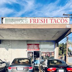 Rivera's Fresh Tacos - Outside