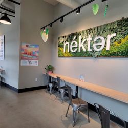 Yelp Elite Week: Summer Sips at Nekter Redmond - Seating space