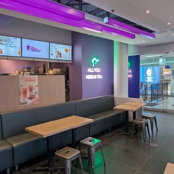 Chatime - Interior - Tea Rooms Near Me - Thornhill, Ontario