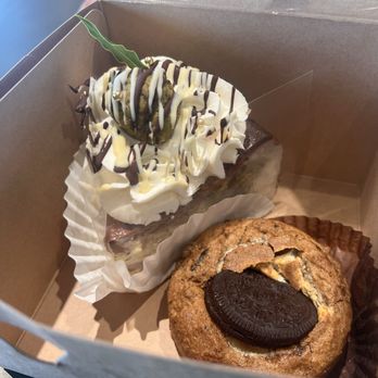 Petit Four Dessert Cafe - Dubai Chocolate Cheesecake & Oreo cookie - Desserts Near Me - Carrollton, Texas Petit Four Dessert Cafe - Dubai Chocolate Cheesecake & Oreo cookie - Desserts Near Me - Carrollton, Texas