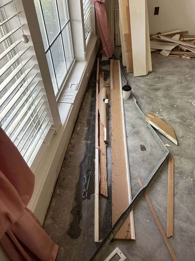 Slide of 3 Kings Roofing