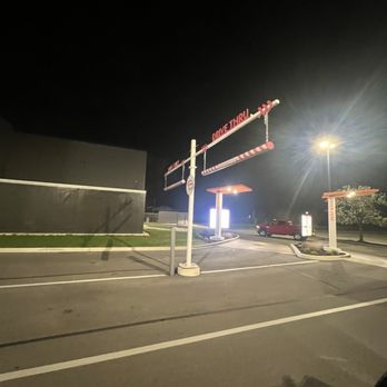 Dunkin - Well-lit and smooth drive-thru setup for those 5am runs - Donuts Near Me - Indianapolis, Indiana Dunkin - Well-lit and smooth drive-thru setup for those 5am runs - Donuts Near Me - Indianapolis, Indiana