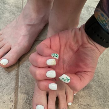Artistic Nails & Spa - Nail Salons Near Me - Milwaukie, Oregon Artistic Nails & Spa - Nail Salons Near Me - Milwaukie, Oregon