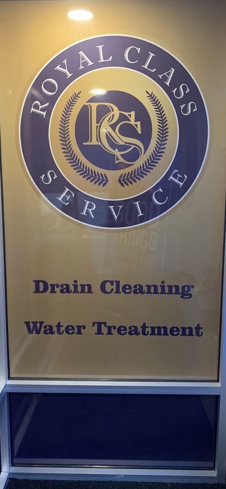 Slide of Royal Class Service