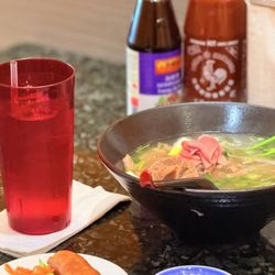 Pho Viet Flare - Noodle Soup (Choose up to 2 meat toppings)