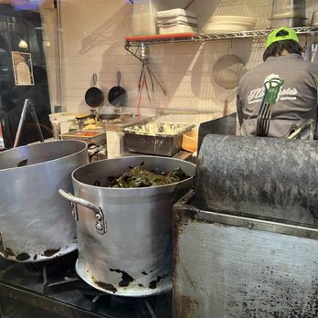 Ma Lessie's Chicken and Waffles - Grandmas pans - Waffles Near Me - Philadelphia, Pennsylvania