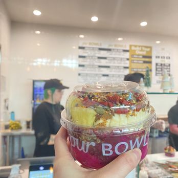 Pur Bowls - Acai and pitaya base - Acai Bowls Near Me - Santa Ana, California Pur Bowls - Acai and pitaya base - Acai Bowls Near Me - Santa Ana, California