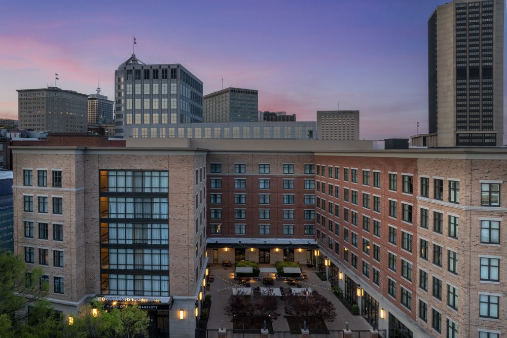 Courtyard by Marriott Richmond Downtown