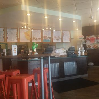 Tropical Smoothie Cafe - Mango magic smoothie! - Juice Bars & Smoothies Near Me - Virginia Beach, Virginia