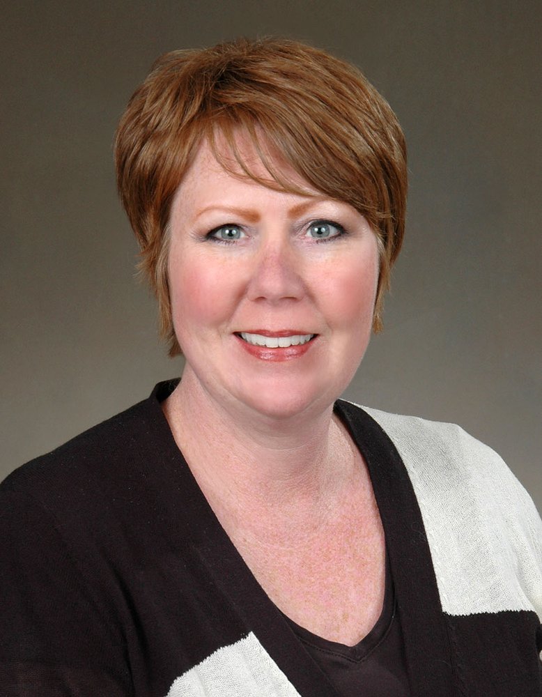 MELISSA BARCLAY 2270 Greenfield Ave, Noblesville, Indiana Real Estate Agents Phone Number