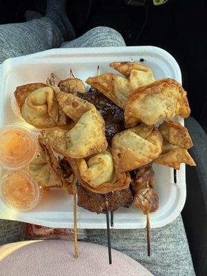 Hungry Horse Drive-In by null