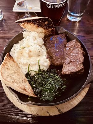 Dowling's Irish Pub & Restaurant by null