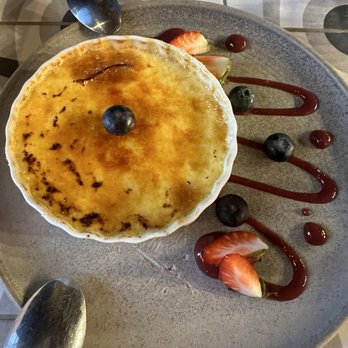 Auberge Sutton Brouërie - Crème brulee - Hotels Near Me - Sutton, Quebec