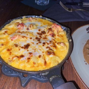 CW's Gin Joint - Lobster Mac n Cheese - Cocktail Bars Near Me - Tampa, Florida CW's Gin Joint - Lobster Mac n Cheese - Cocktail Bars Near Me - Tampa, Florida
