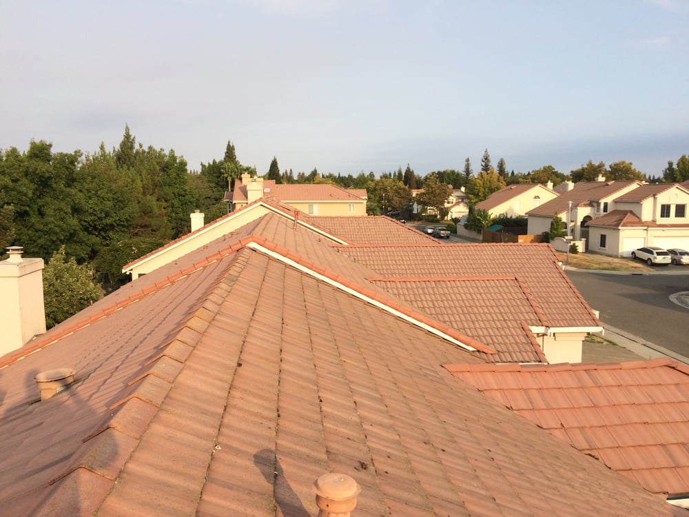 Slide of White River Roofing