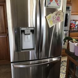 Appliance Service Pro - OUR LG FRENCH DOOR REFRIGERATOR WITH A MALFUNCTIONING COMPRESSOR.  Model # LFXS29626S/00