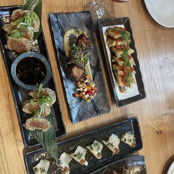 Roka Akor - Chicago - Sushi Bars Near Me - Chicago, Illinois