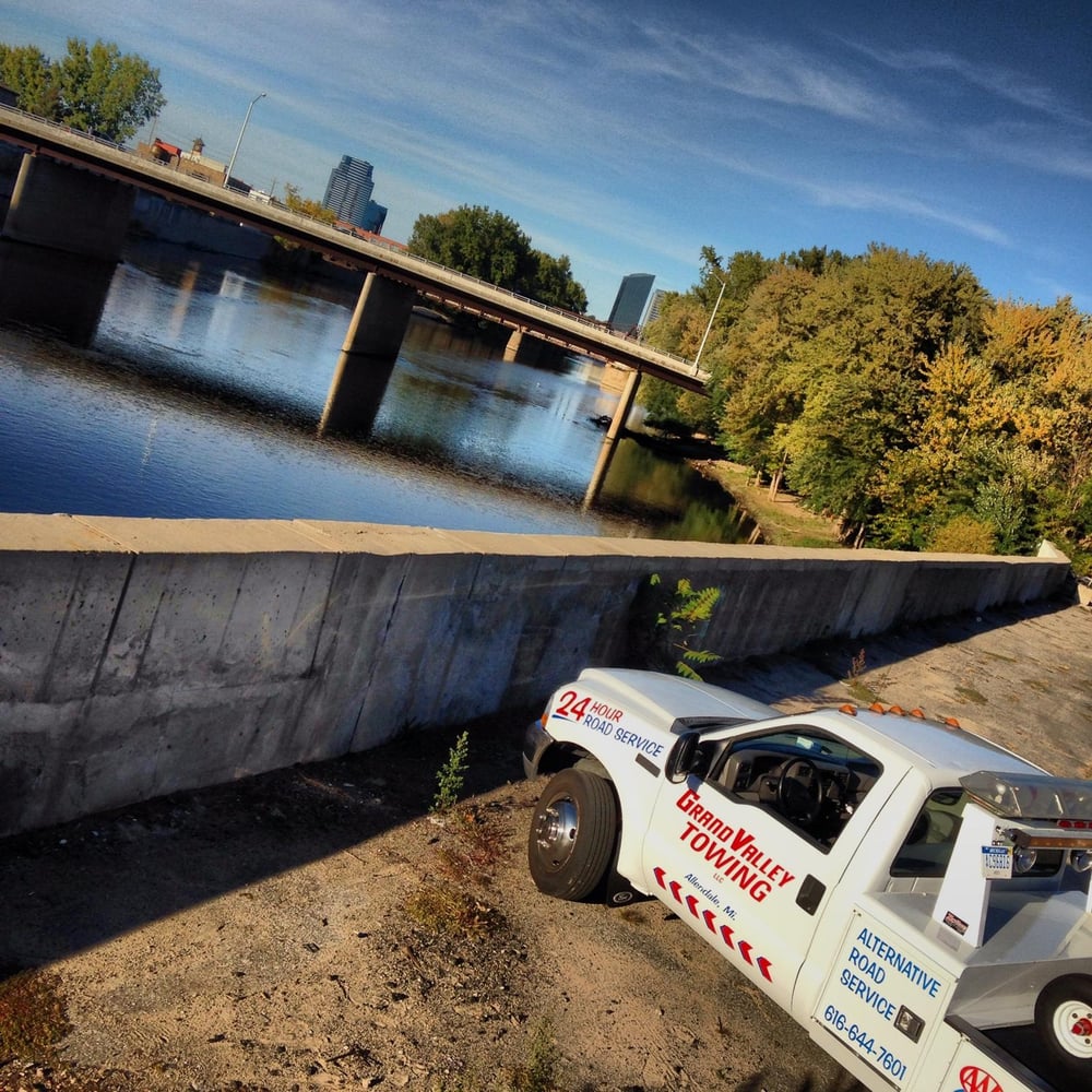 AARS AUTO UNLOCK 507 Stocking NW, Grand Rapids, Michigan Keys