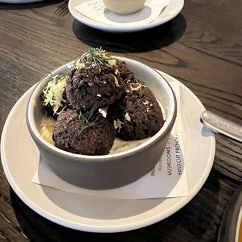 The Kitchen - New American Near Me - Austin, Texas
