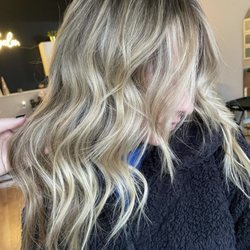 Glow Salon - Personalized blending service