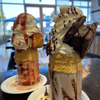 The Yard Milkshake Bar - Strawberry & Cream cheesecake, S'mores - Ice Cream & Frozen Yogurt Near Me - Jacksonville, Florida The Yard Milkshake Bar - Strawberry & Cream cheesecake, S'mores - Ice Cream & Frozen Yogurt Near Me - Jacksonville, Florida