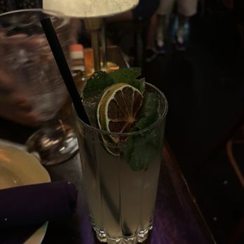 Oscar Wilde - Mocktail - Cocktail Bars Near Me - New York, New York Oscar Wilde - Mocktail - Cocktail Bars Near Me - New York, New York