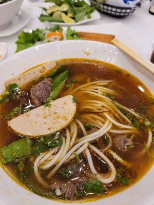 Pho Gia Lynh by null