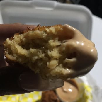 Fin’s Kitchen - Caribbean Near Me - Oakland Park, Florida