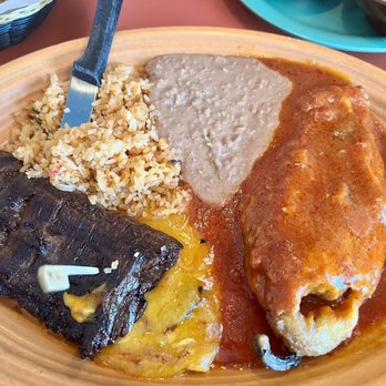 La Hacienda de Roselle - Combination plate #4 - Mexican Near Me - Roselle, Illinois