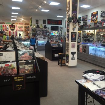 Records & Rarities - Video Game Stores Near Me - Springfield, Virginia