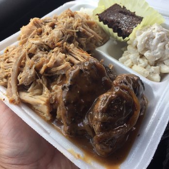 Scoopers Lunch Wagon - Roast Pork Hamburger Steak Mix Plate - Food Trucks Near Me - Mililani, Hawaii Scoopers Lunch Wagon - Roast Pork Hamburger Steak Mix Plate - Food Trucks Near Me - Mililani, Hawaii