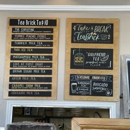 Posted menu no prices (they have a menu online with prices)