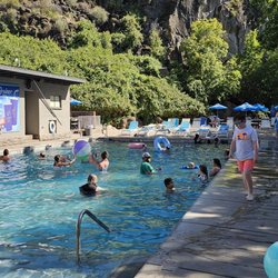 Veyo Pool Resort