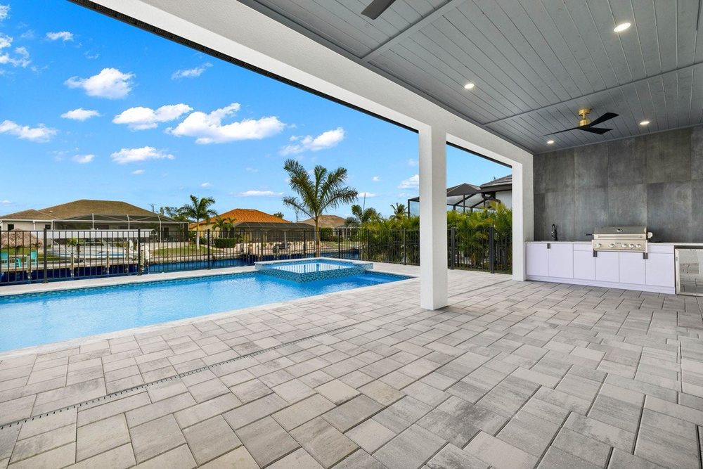 Slide of Royal Vision