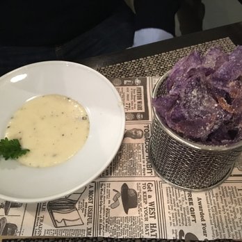Enoteca Barberini - 'Cacio e Pepe' Chips - Wineries Near Me - Rome, RM