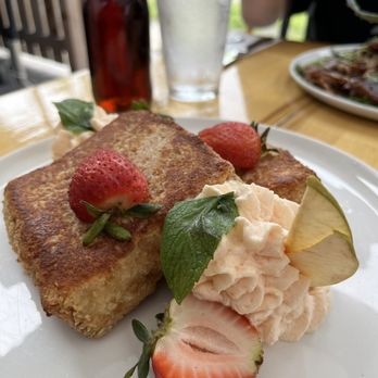 Over Easy - French toast - Breakfast & Brunch Near Me - Kailua, Hawaii Over Easy - French toast - Breakfast & Brunch Near Me - Kailua, Hawaii