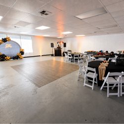 Modern Moments Creative Studio