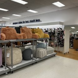 Marshalls - Items for the living room.