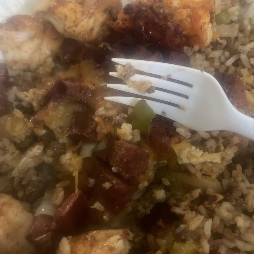 bell was pepper and onion  soft they just threw it in there was not done shrimp need to be cooked good kind of tough for 18.00 dollars