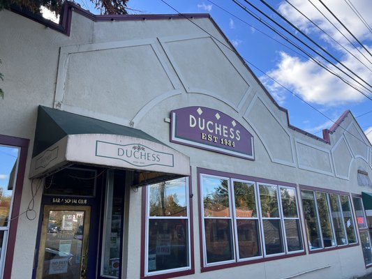 Duchess Tavern by null