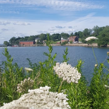 Fort Totten Park - Beautiful view from Fort Totten - Parks Near Me - Bayside, New York