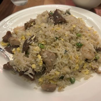 Hong Bao Kitchen - Combo fried rice - Asian Fusion Near Me - S Highland, California
