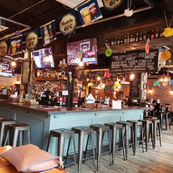 Tryon Public House - Their bar is huge - American Near Me - New York, New York Tryon Public House - Their bar is huge - American Near Me - New York, New York