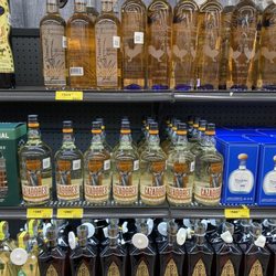 Soriana Híper Centro Maya - Tequila