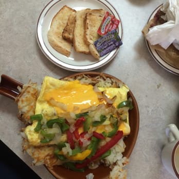 Boondocks Cafe - Denver skillet - Restaurants Near Me - Wadena, Minnesota