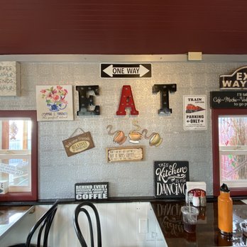 The Railway Café - Cute decor - Cafes Near Me - Blaine, Washington The Railway Café - Cute decor - Cafes Near Me - Blaine, Washington
