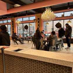 Voodoo Doughnut - Interior