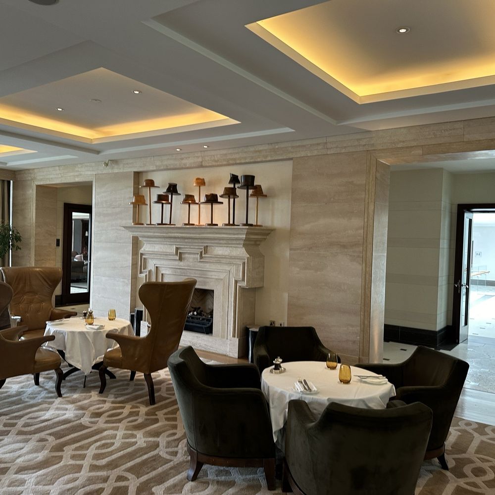 Europe Hotel - Fireplaces - Hotels Near Me - Killarney, Kentucky